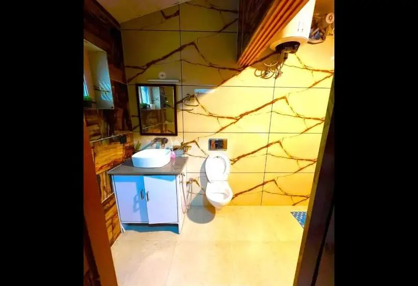 デラックスルーム, The Vyom Villa