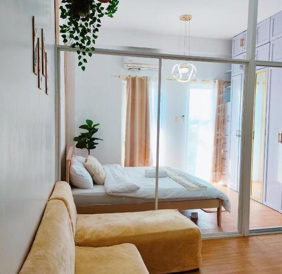 مجموعه ویستا شهر, Paradise Realm Condotel