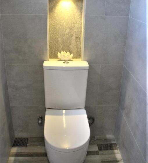 스탠다드 룸 풀장 전망, The Travellers Palm