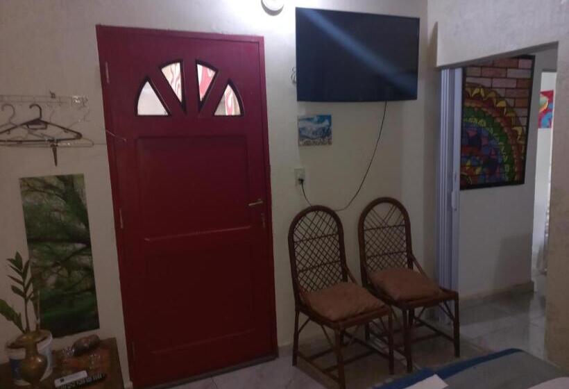 اتاق استاندارد با سرویس بهداشتی مشترک, La Petite Maison De Diana
