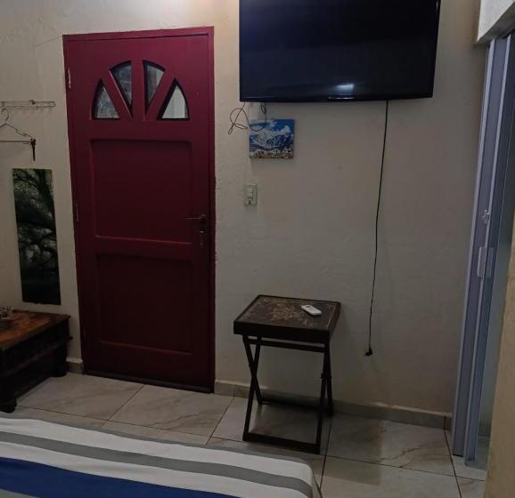 اتاق استاندارد با سرویس بهداشتی مشترک, La Petite Maison De Diana