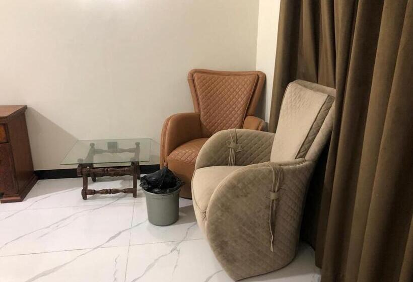 اتاق لوکس, Vorano Guest House Khi