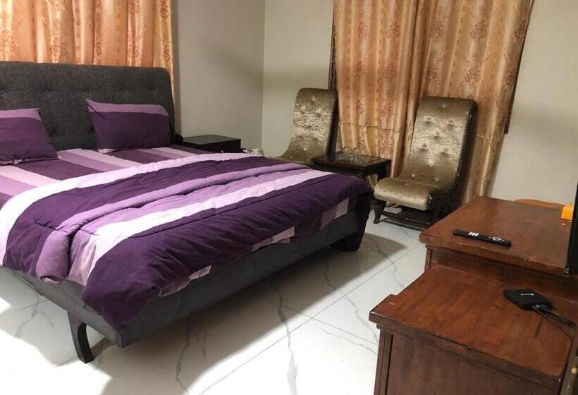 اتاق لوکس خانوادگی, Vorano Guest House Khi