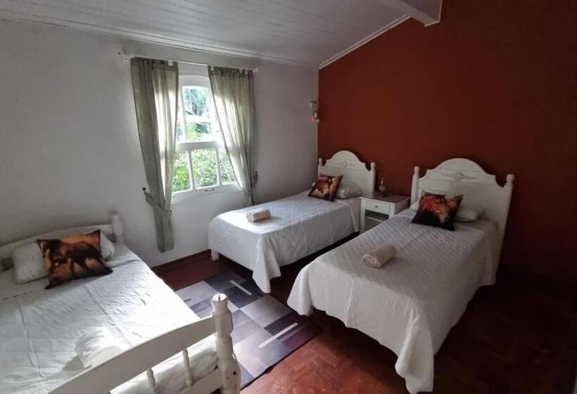 家庭间, Cabanas Espada De São Jorge