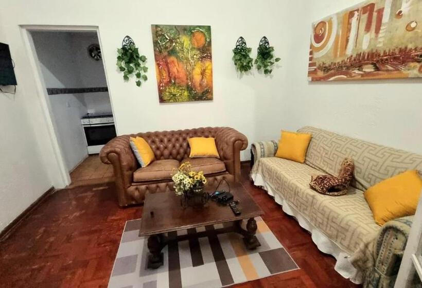 家庭间, Cabanas Espada De São Jorge