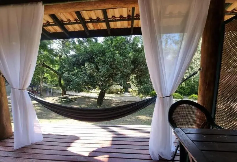 スタンダードトリプルルーム, Cabanas Espada De São Jorge
