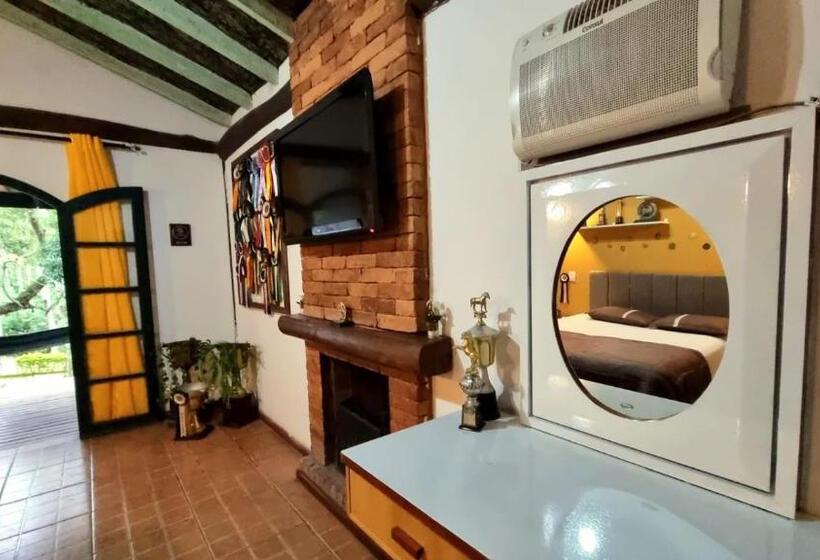 三人经典房间, Cabanas Espada De São Jorge