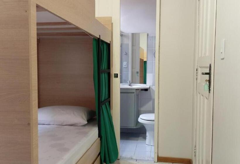 غرفة قياسية ثلاثية, Angatu Hostel Service