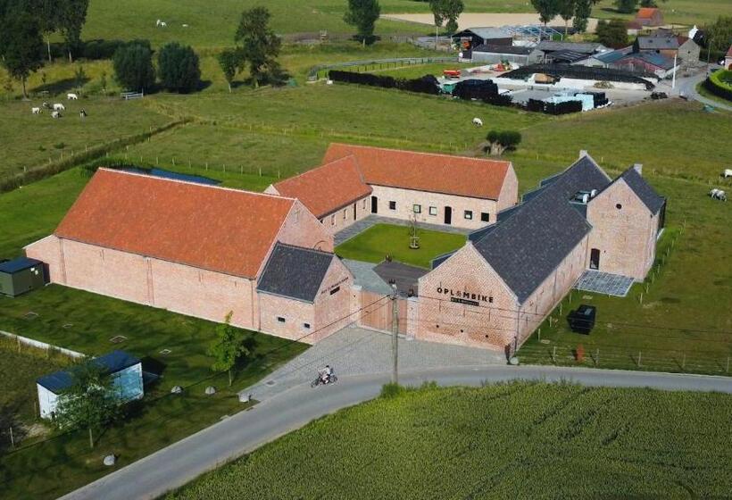 בית, חדר שינה 1, B&b Oplombike