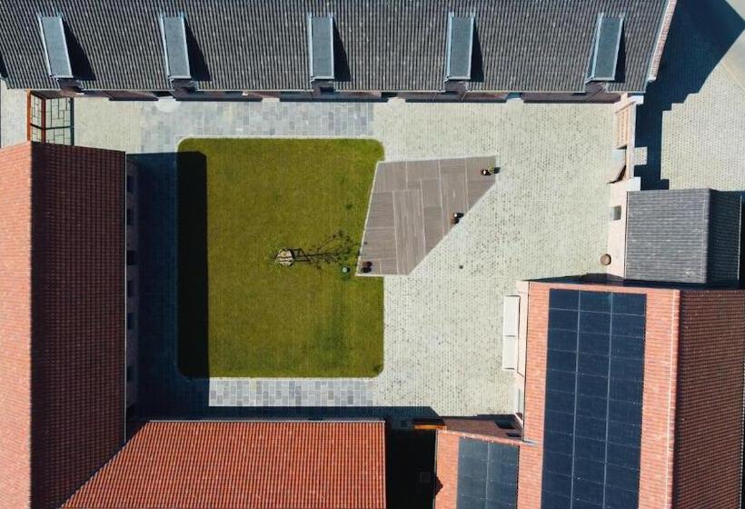 בית, חדר שינה 1, B&b Oplombike