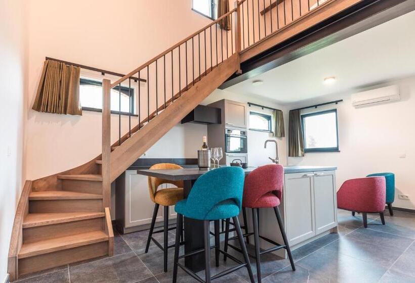 בית, 2 חדרי שינה, B&b Oplombike