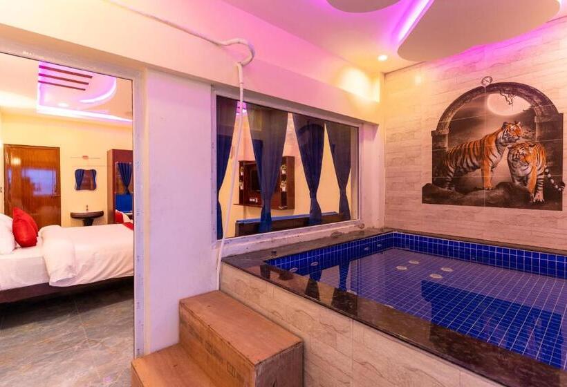 سوییت اجرایی, Auro Beach Resort