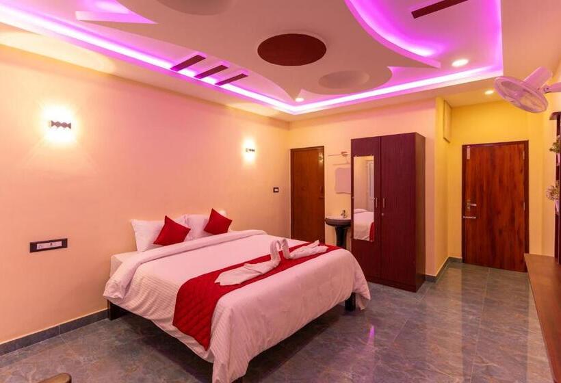 סוויטה אקזקיוטיב, Auro Beach Resort