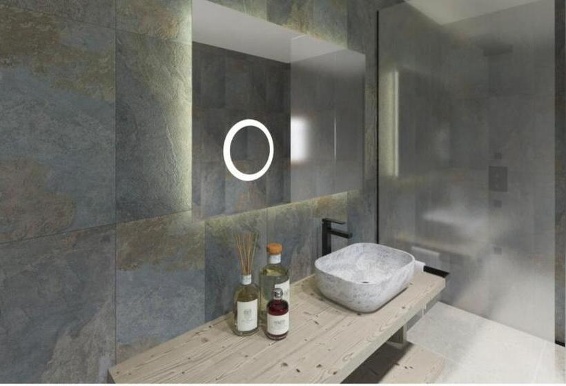 Deluxe Room Mountain View, Julian Alps