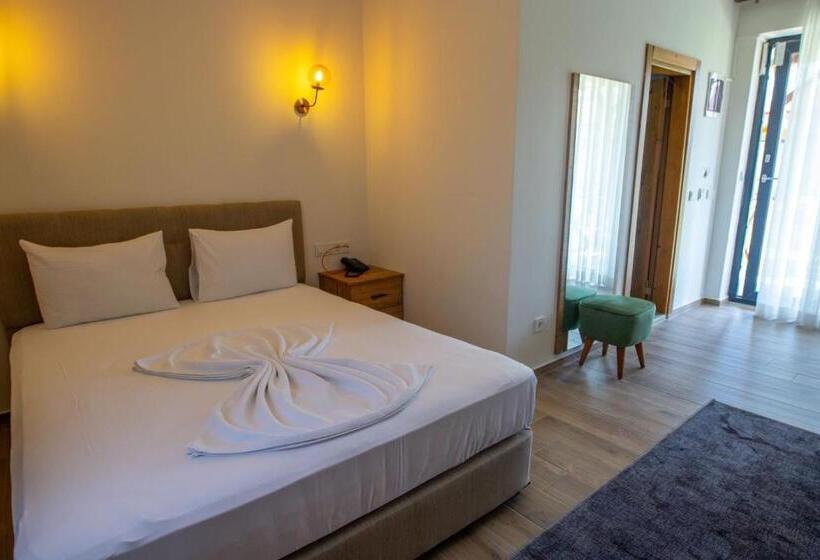 غرفة قياسية رباعية, Keremköy Yaşam Platosu