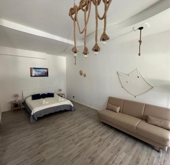 Номер Стандарт Трехместный, Maison Margot
