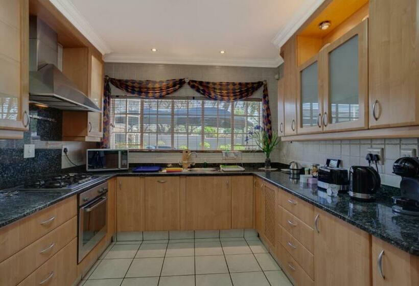 سوییت لوکس, 49oncherry