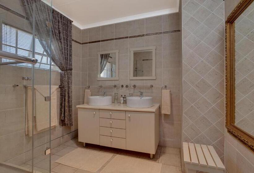 سوئیت با تخت بزرگ, 49oncherry