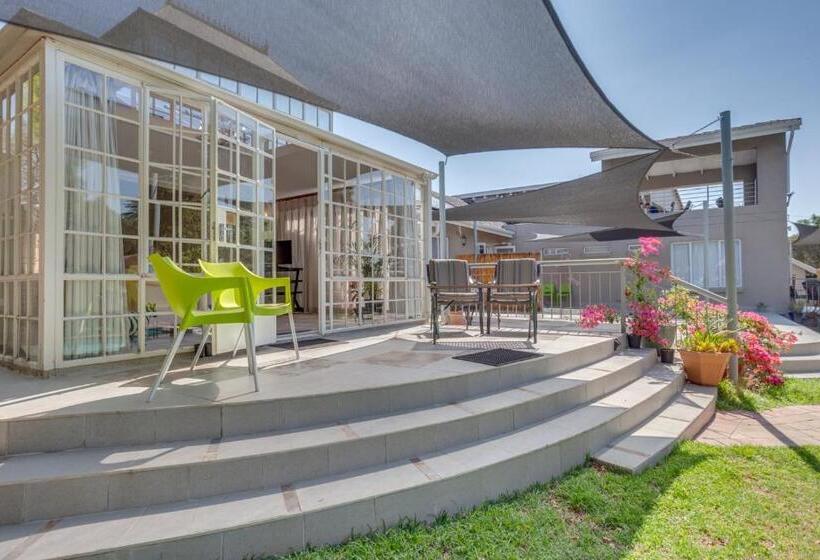 سوئیت با تخت بزرگ, 49oncherry