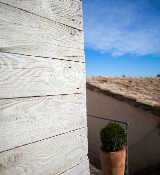 带按摩浴盆的套房, Apres La Sieste