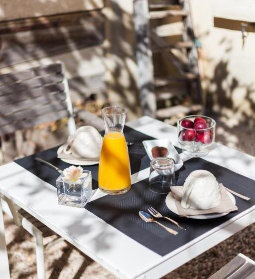 带按摩浴盆的套房, Apres La Sieste