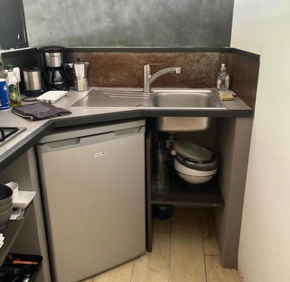 豪华房间, Apres La Sieste