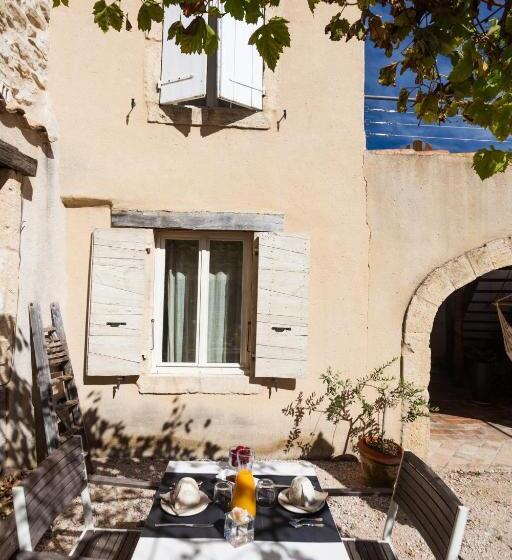 高级大房间, Apres La Sieste