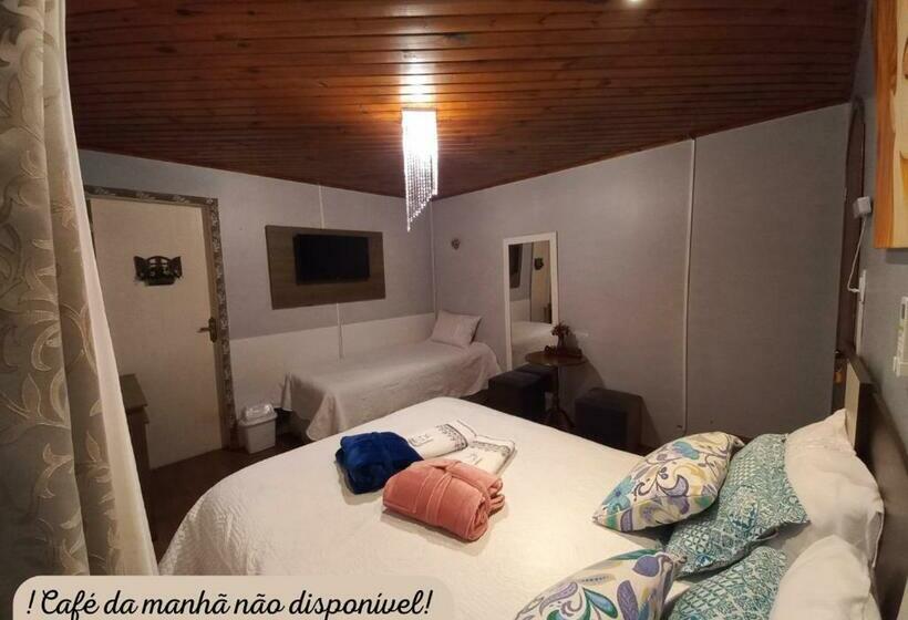Люкс, Hospedagem Alternativa Família Martins
