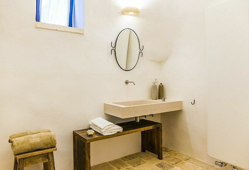 חדר סופריור, Borgo Canonica