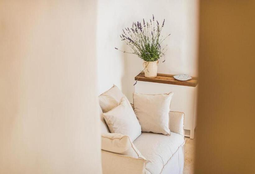 סוויטה, Borgo Canonica