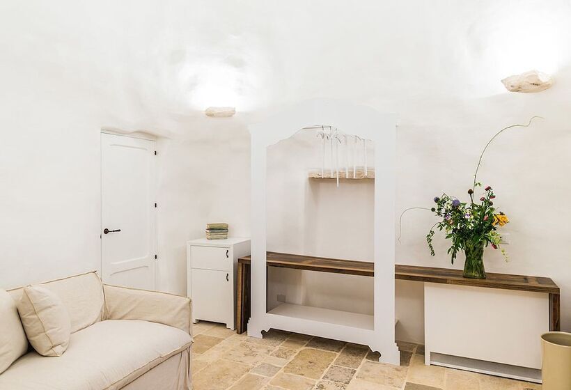 سوییت, Borgo Canonica
