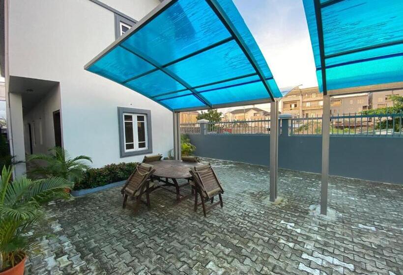 آپارتمان 1 خوابه, Box Residence