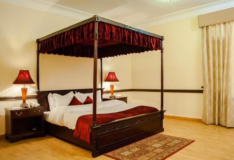 اتاق لوکس با چشمانداز, Mahasu House