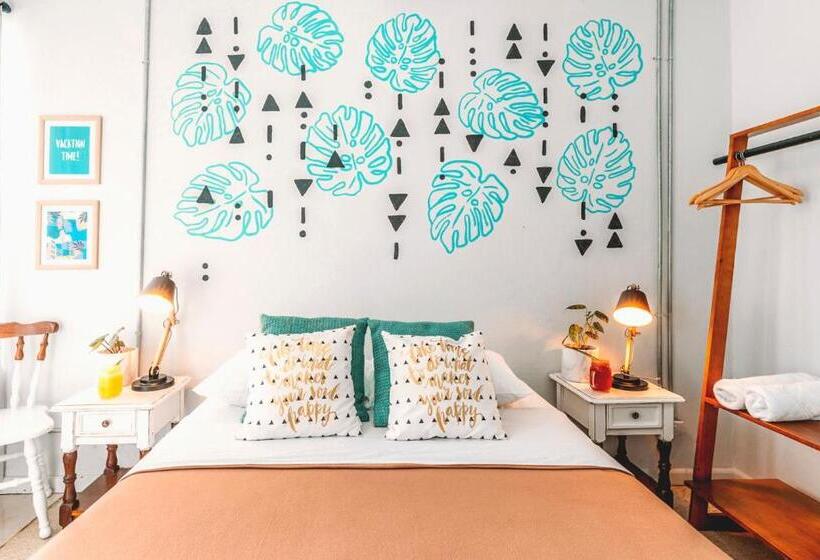 غرفة قياسية, Selina La Fortuna