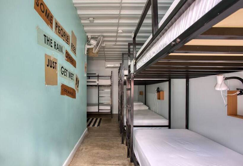 غرفة قياسية, Selina La Fortuna