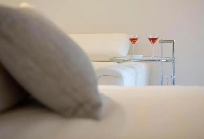 デラックスジュニアスイート, Sindic Hotel Adults Only