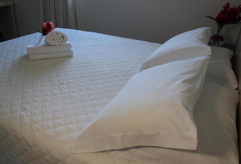 חדר דלוקס לשלושה, Terra Do Chimarrão