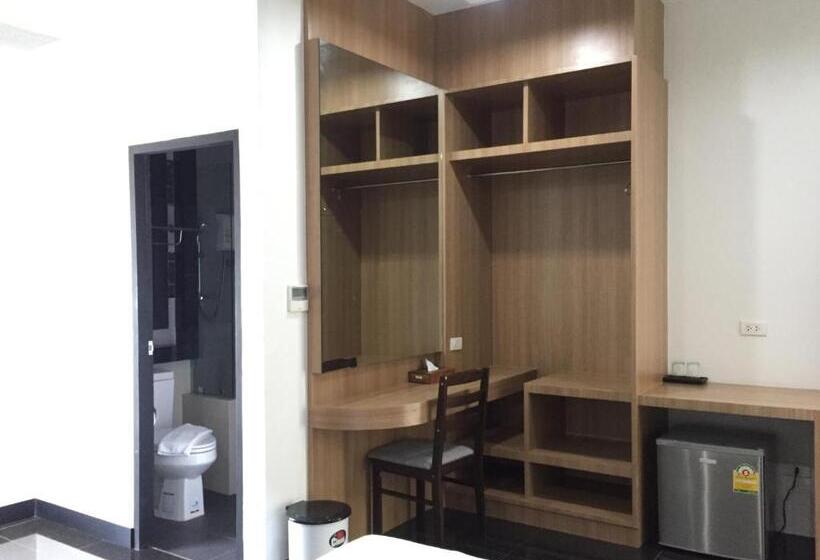 غرفة قياسية سرير كينج, Thanburi