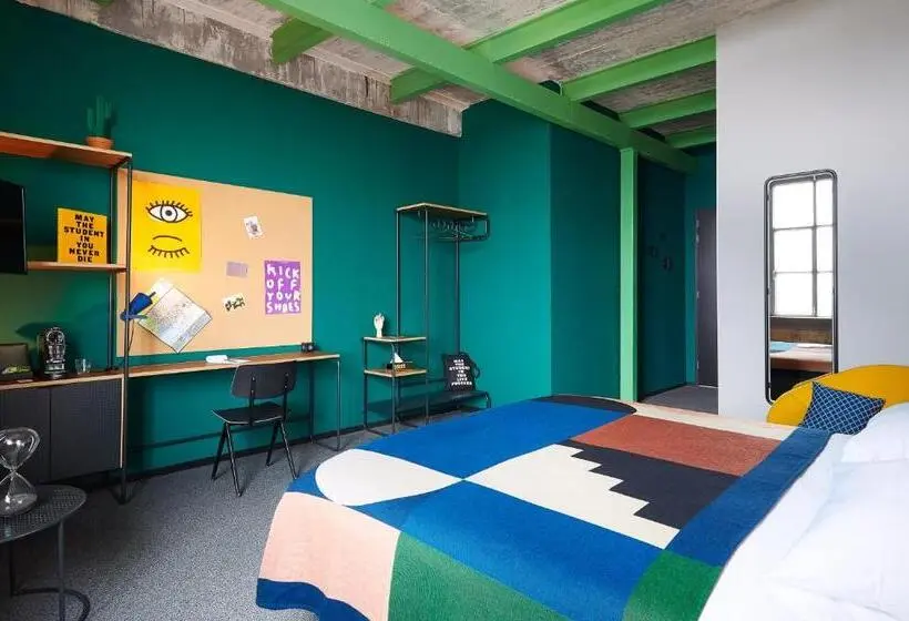 キングサイズベッドのデラックスルーム, The Social Hub Maastricht