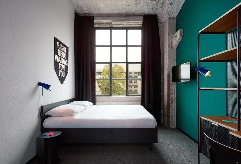 デラックスルーム, The Social Hub Maastricht