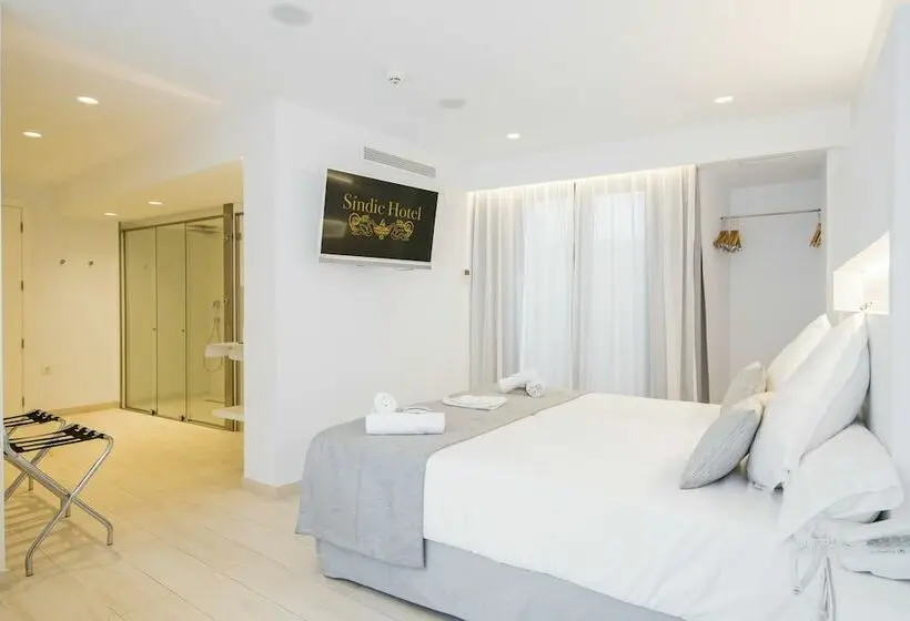 スーペリアールーム, Sindic Hotel Adults Only
