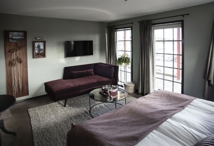 חדר סופריור, Slipens Hotell