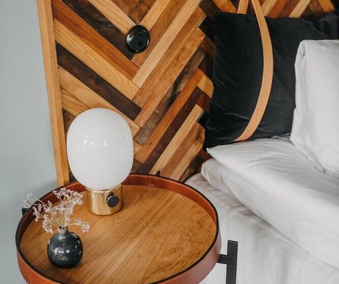 סוויטת ג'וניור, Slipens Hotell