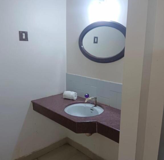 标准间, Sree Balaji Hotel   Lodge