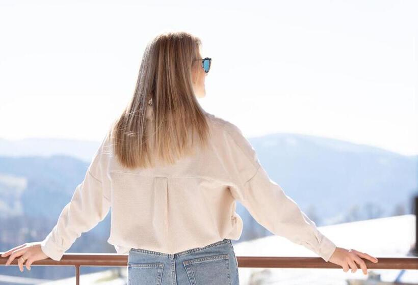 带阳台的豪华间, Bergseele Seminar  & Retreathotel Schwarzwald