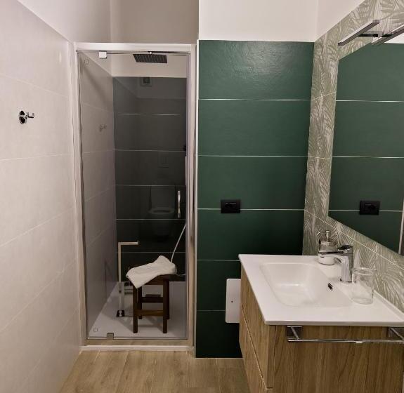 バルコニー付きスタンダードルーム, Borgo Dei Cervi B&b