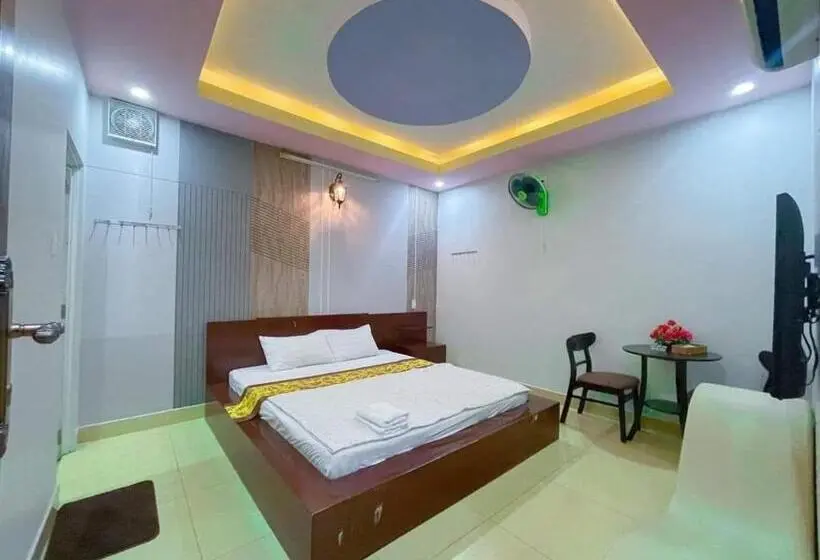 اتاق استاندارد یک نفره, Nhà Nghỉ Phương Nam 10