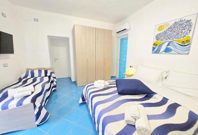 חדר סטנדרט לשלושה, Chiaia Di Rose Rooms & Apartment