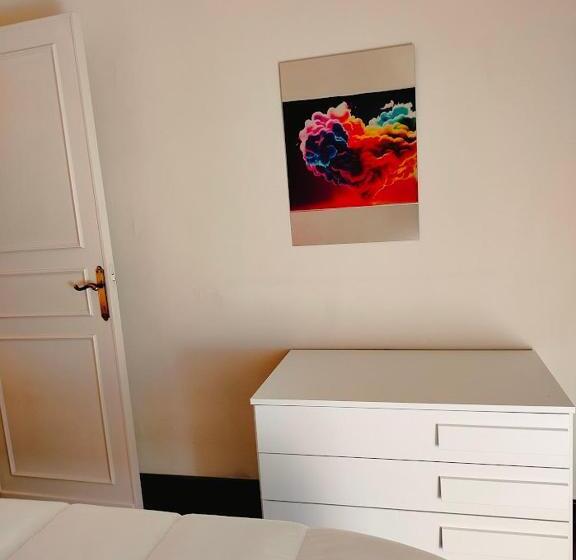 バス共有のスタンダードルーム, Dandelion Rooms