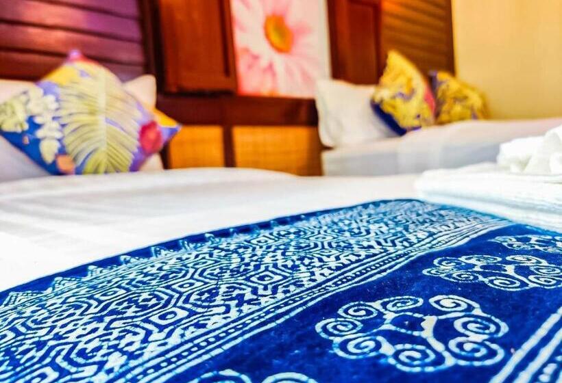 Deluxe Kolmen Hengen Huone, อภิรตา รีสอร์ท